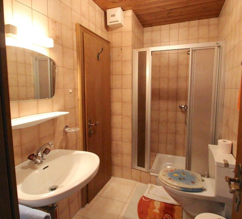 Ferienwohnung Tschiderer ラディス エクステリア 写真